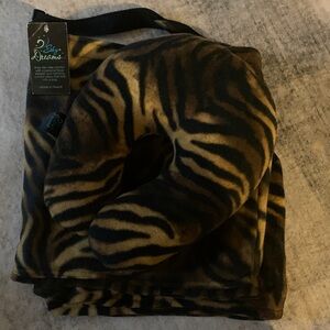 NWT Sky Dreams Zebra Print Neck Pillow and Blanket Set